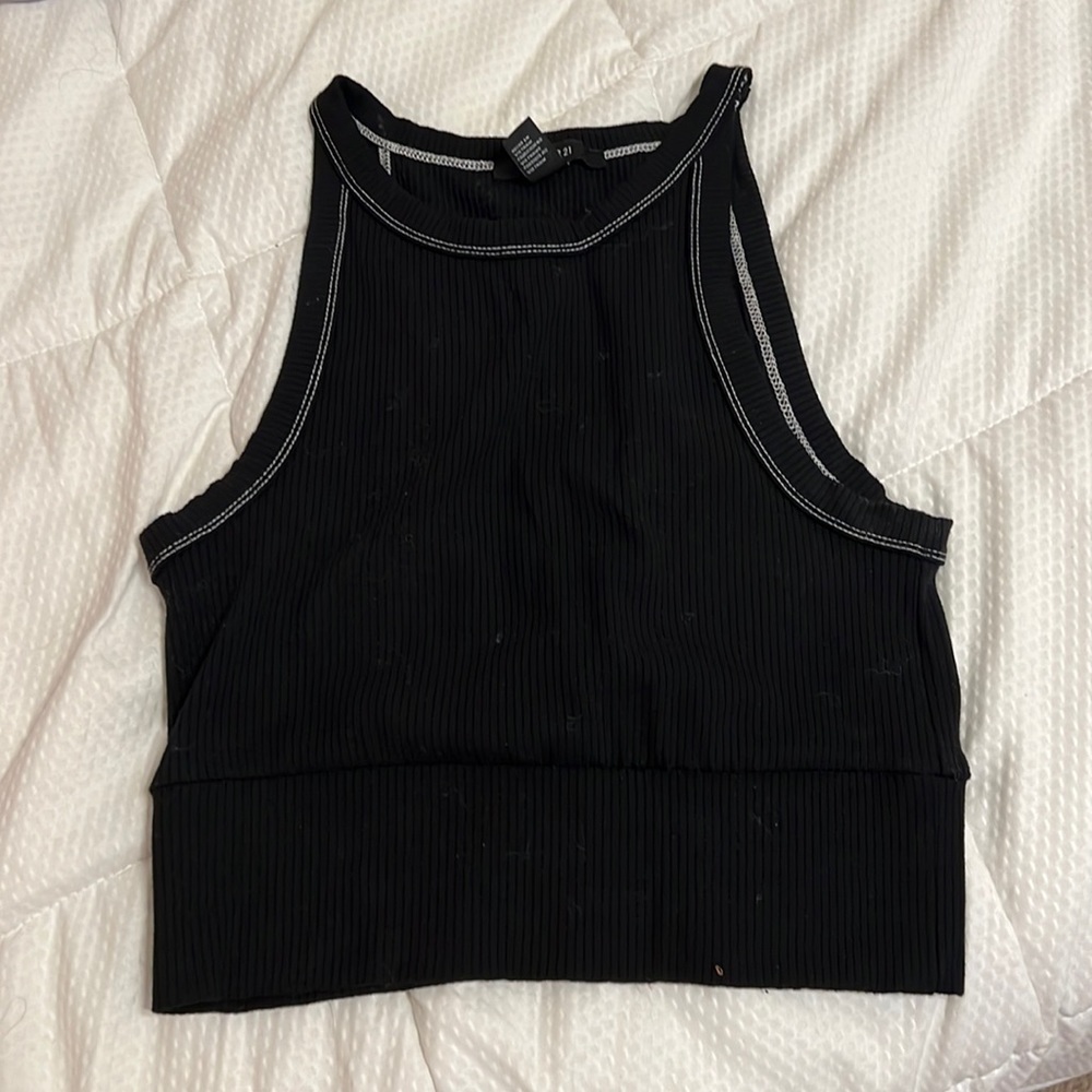 Black tank top forever 21